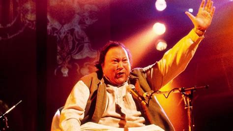 Ustad Nusrat Fateh Ali Khan Tribute Concert: Eine musikalische Reise durch die Sufismus-Traditionen!